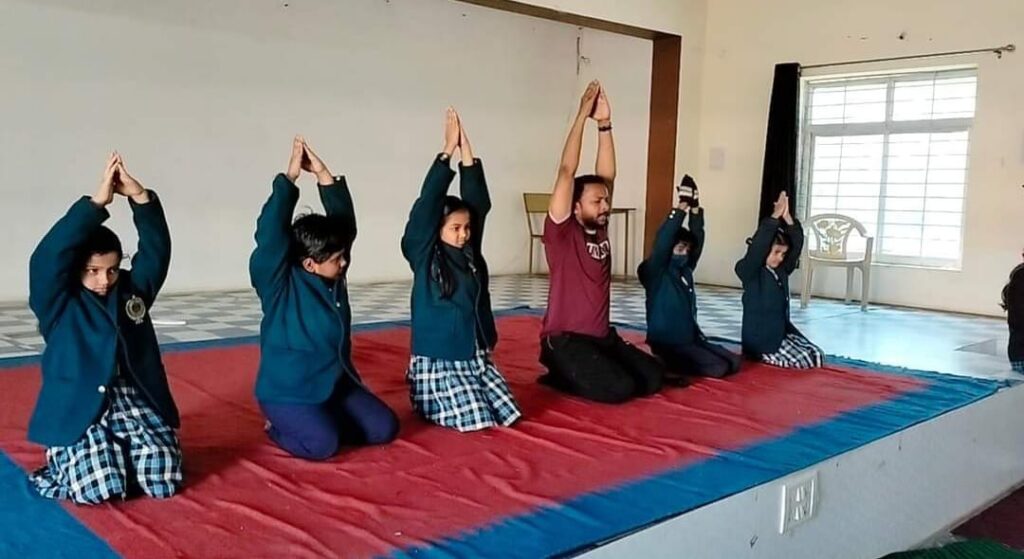thumbnail of 32gyoga